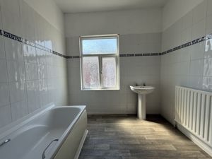 Photo 7- click for photo gallery